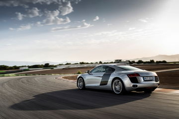 Audi R8 5.2 Fsi Quattro (1st Generation)