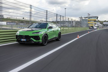 Lamborghini Urus Performante Circuito Sergio 1