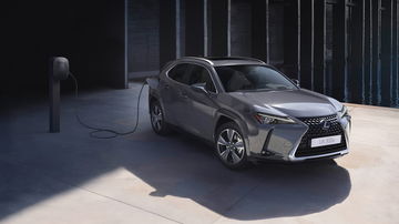 Lexus Ux 300e 2023 1