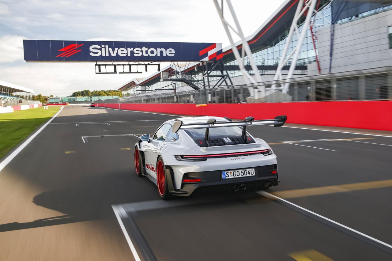 Porsche 911 Gt3 Rs 992 Silverstone 94