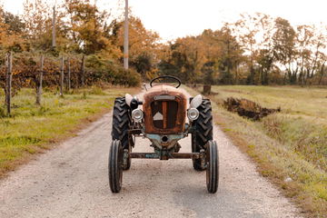 Lamborghini 1r Tractor 02