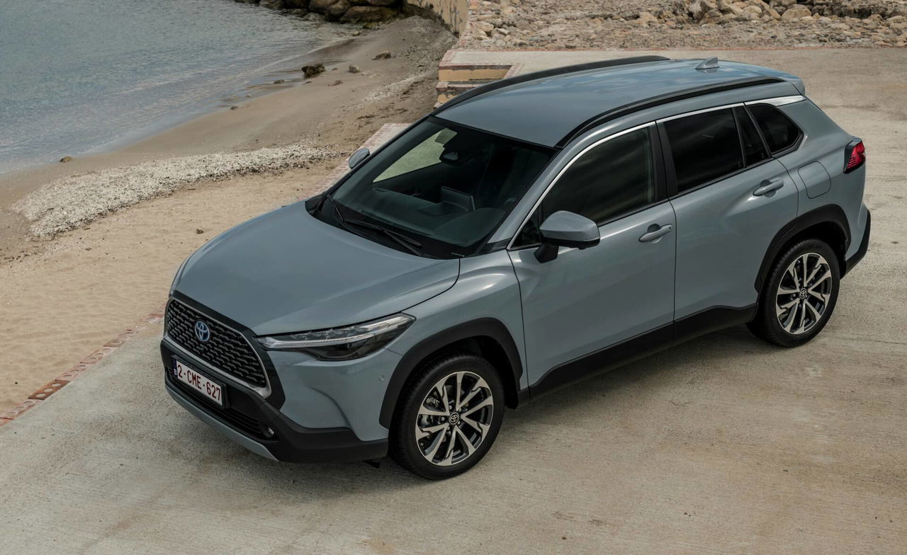 Toyota Corolla Cross 2023 Frontal Gris