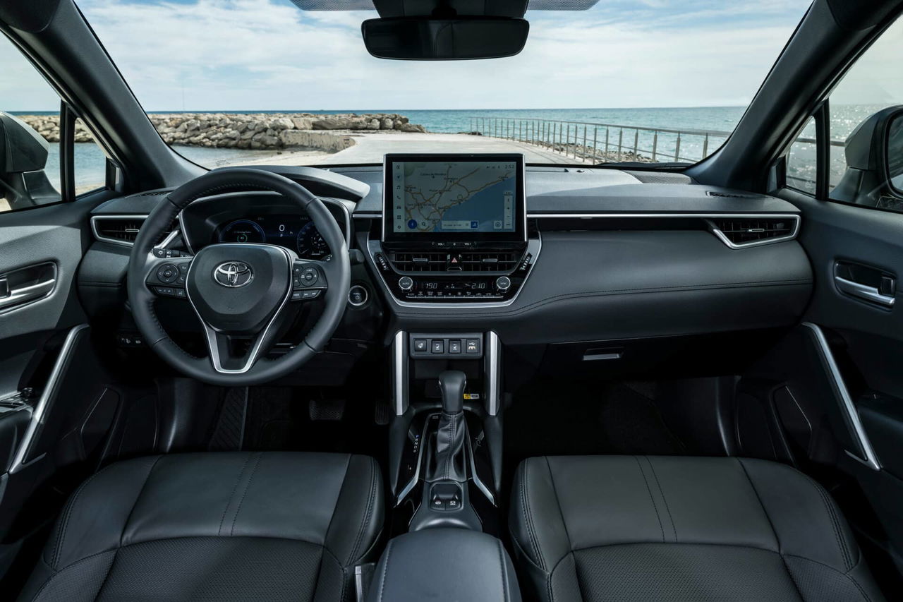 Toyota Corolla Cross 2023 Interior Pantallas