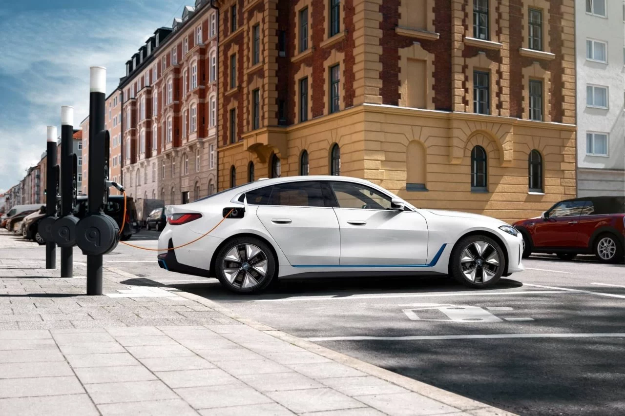 Bmw I4 2022 11