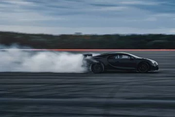 Bugatti Chiron Pur Sport Video Derrape Drift 05