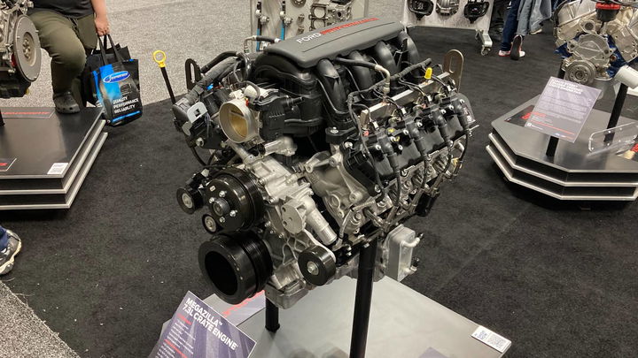 Ford Megazilla Crate Engine 01