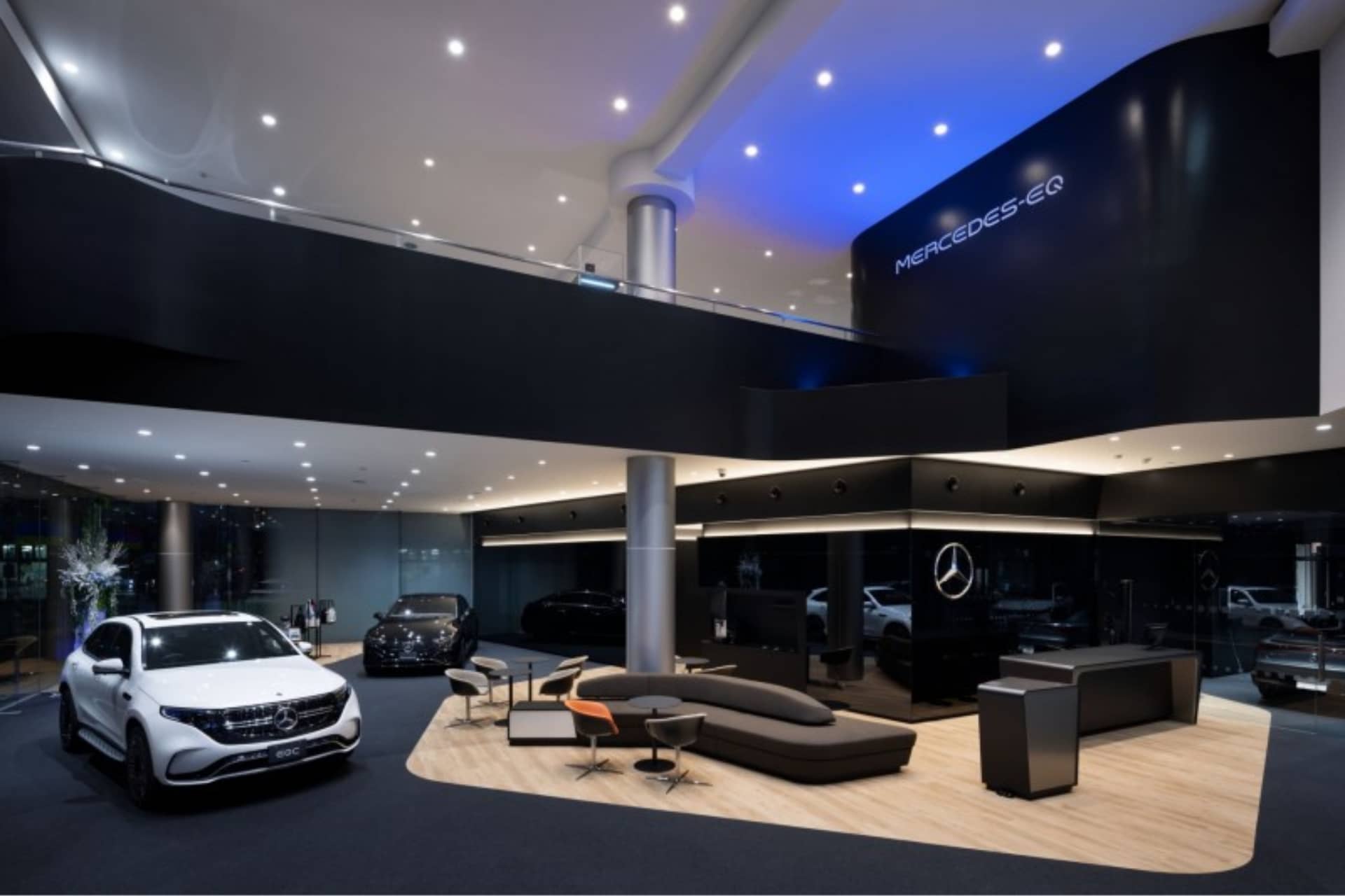 Mercedes First Electric Car Dealership 02