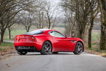 Alfa Romeo 8c Competizione Touring 02