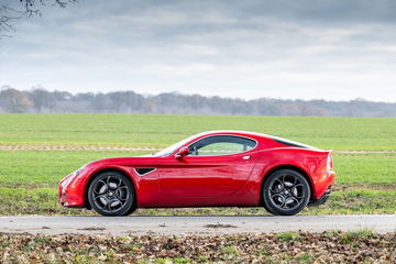 Alfa Romeo 8c Competizione Touring 05