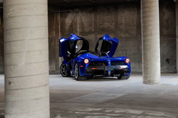 Laferrari Azul Subasta 02