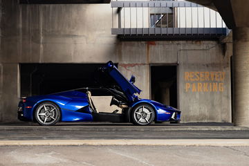 Laferrari Azul Subasta 05