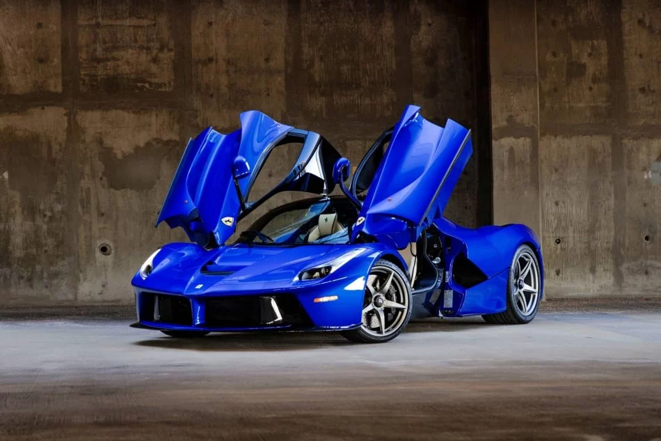 Laferrari Azul Subasta 14