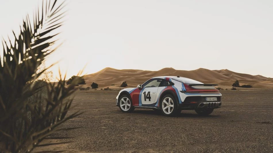 Porsche 911 Dakar Personalizacion 09