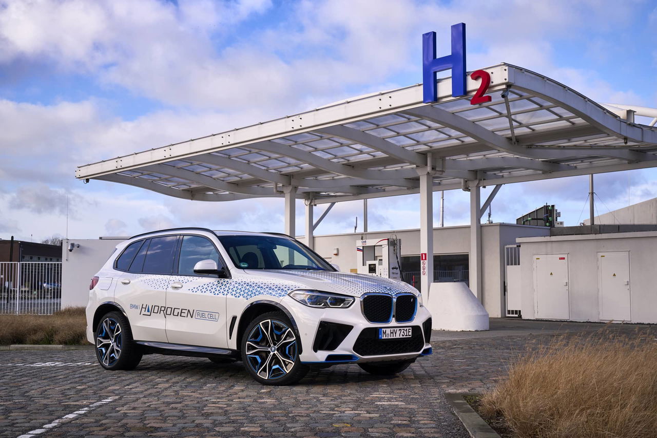 On Location Bmw Ix5 Hydrogen Antwerp