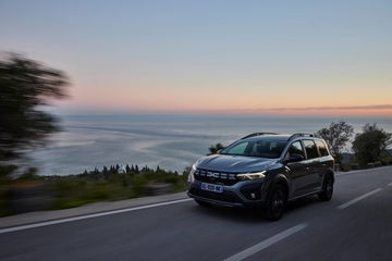 Dacia Jogger Hybrid 2023 85