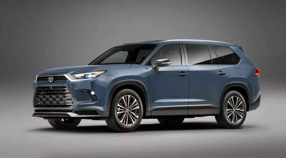 Toyota Grand Highlander 2023 01