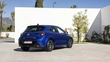 Toma De Contacto Toyota Corolla 2023 58