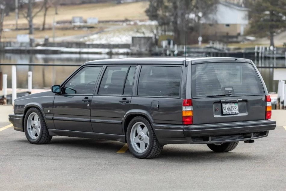 Volvo 740 Turbo Wagon Paul Newman 03