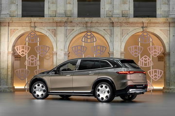 Maybach Eqs Suv 2