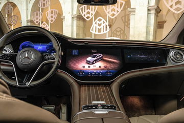 Maybach Eqs Suv 5