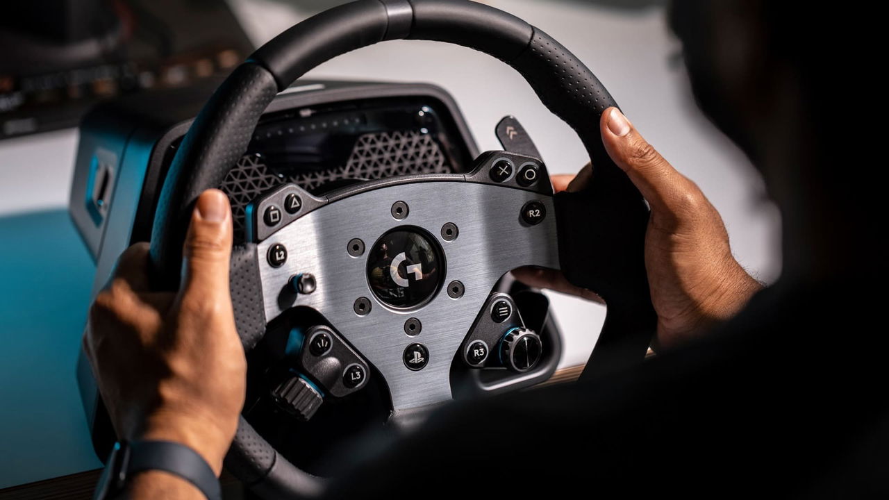 Volante Logitech Racing Pro