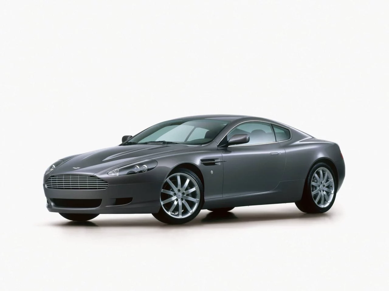 Aston Martin Db9 21