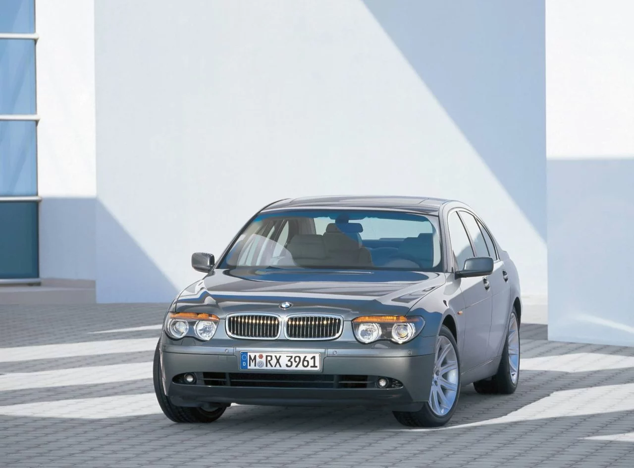 Bmw 745i 13