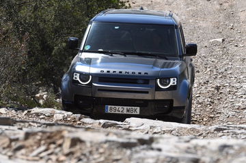 Goodyear Wrangler Land Rover Defender 3