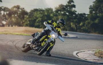 Husqvarna 701 Supermoto 27