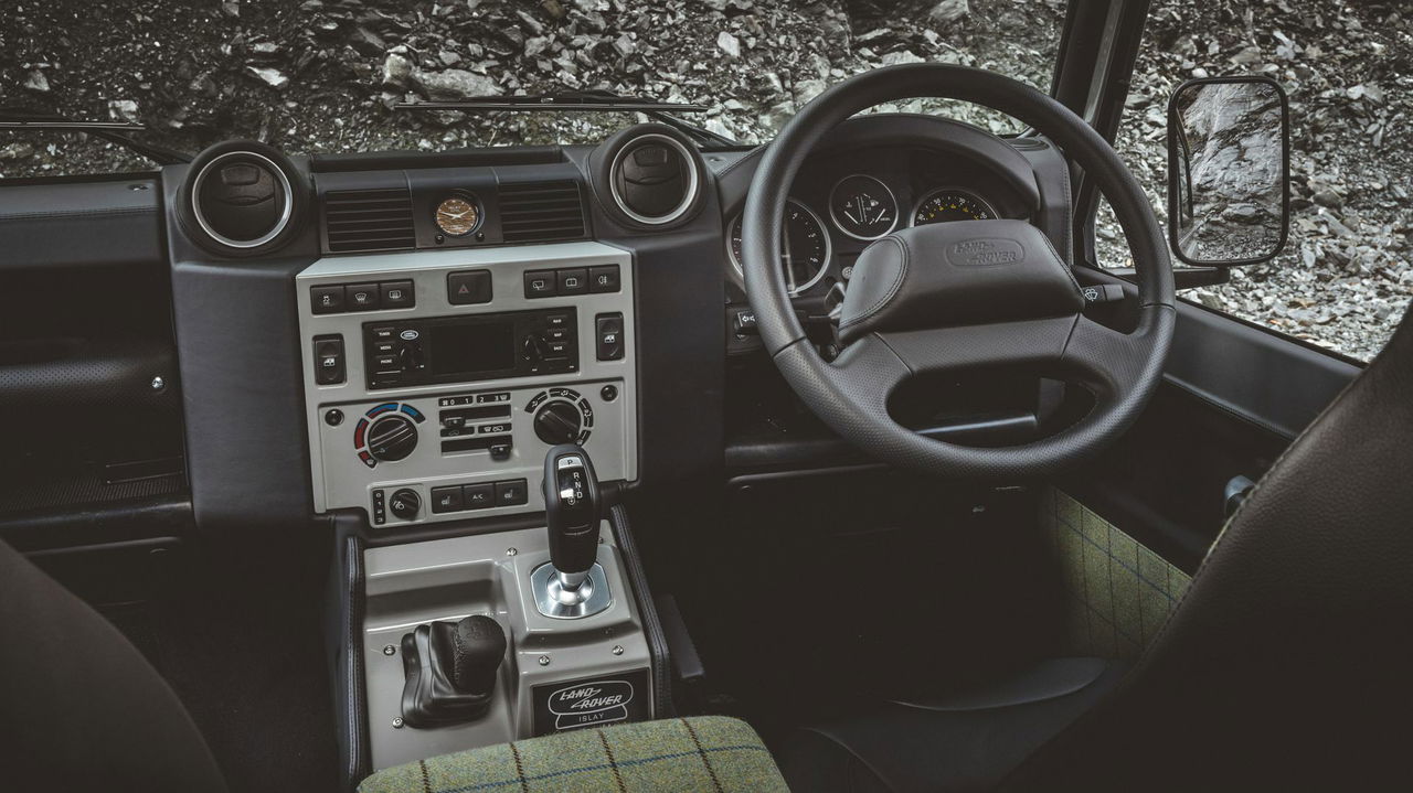 Land Rover Defender Works Islay 9