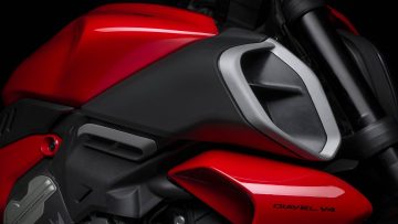 Ducati Diavel V4 2023 02