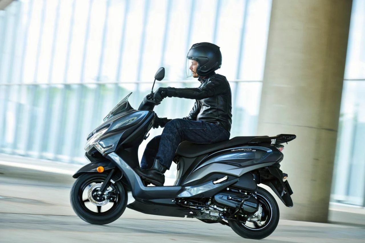 Suzuki Burgman 125 Street4