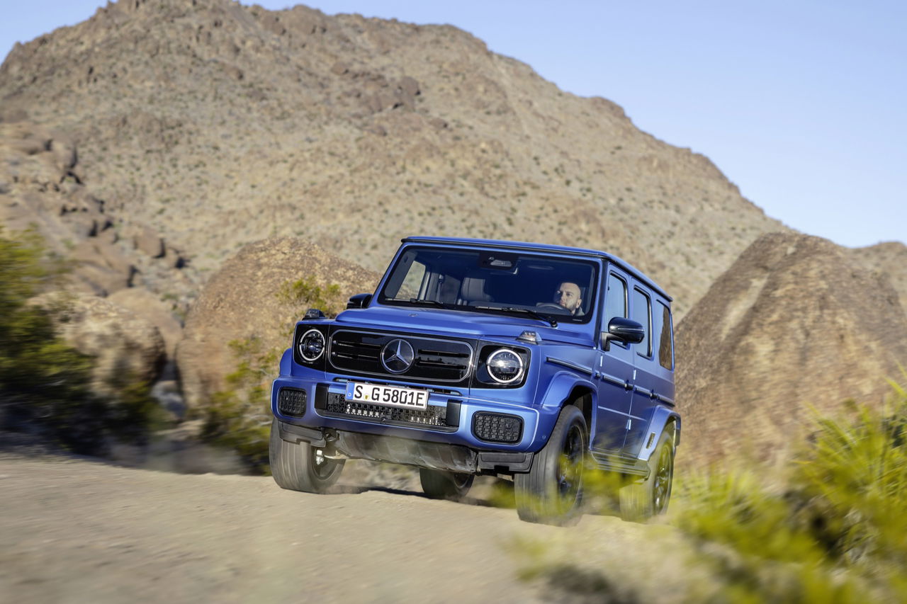 Mercedes Clase G 580 eléctrico conquistando terrenos agrestes.