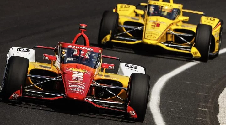 Newgarden y McLaughlin en clasificación para la Indy 500 de 2024