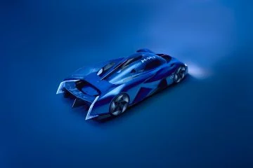 Vista lateral del vehículo concepto en tonos azules
