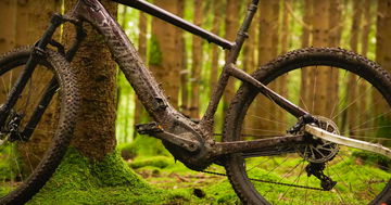 Vista trasera de la robusta ebike Specialized Turbo Tero 3, ideal para aventuras off-road.