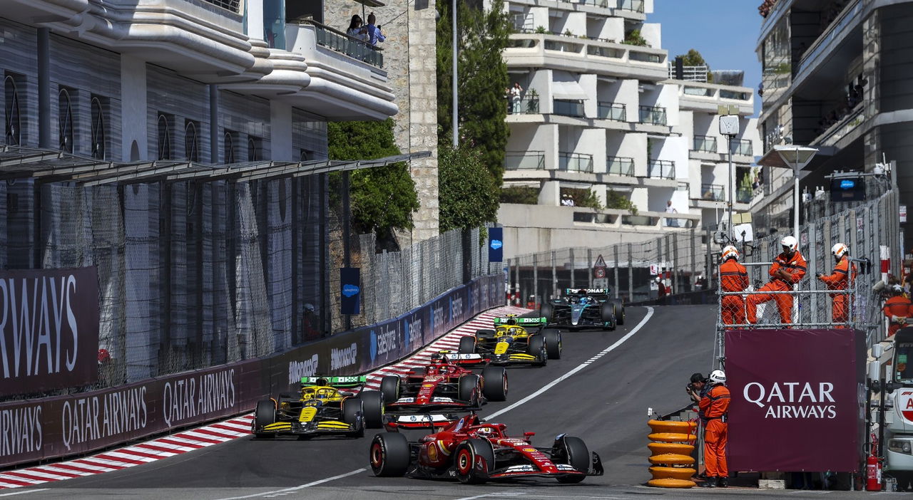 Charles Leclerc lidera chicane monegasca en Ferrari.