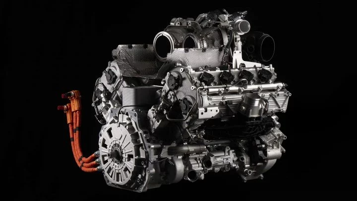Corazón mecánico Lamborghini, 800 CV, 10.000 rpm.