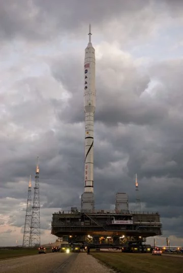 Transporte oruga de la NASA, capaz de llevar cohetes al lanzadero.