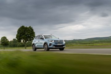 Dinámica lateral del nuevo Citroën C3 en movimiento.