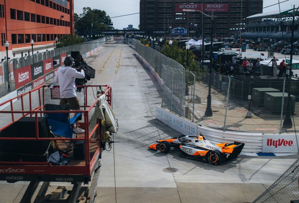 Scott Dixon domina en Detroit con su Arrow McLaren.