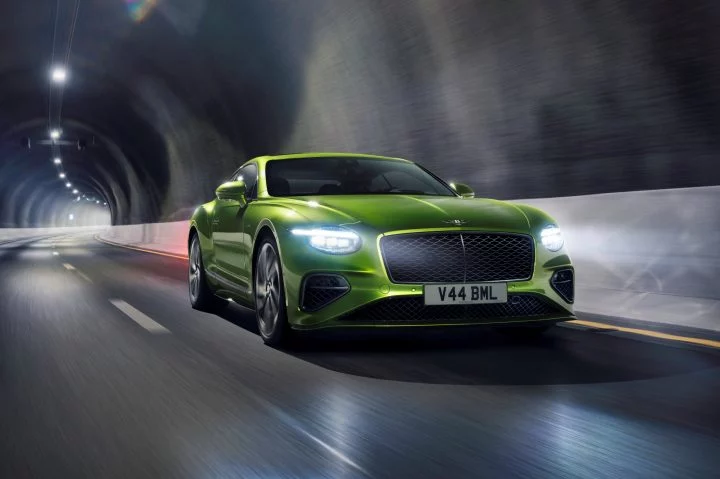 El Bentley Continental GT Speed, ejemplo de refinamiento y potencia británica.