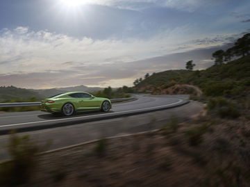 Bentley Continental GT Speed en carretera serpenteante