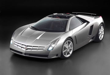 Vista angular del Cadillac Cien 2002, un concepto con diseño vanguardista.