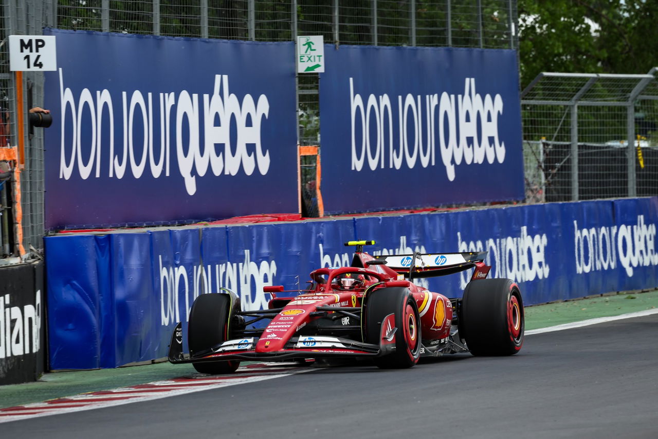 Carlos Sainz pilotando con maestría en la clasificación del GP de Canadá