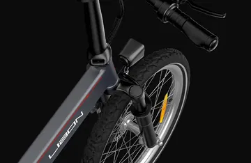 Ebike moderna con diseño elegante y autonomía de 260 km.