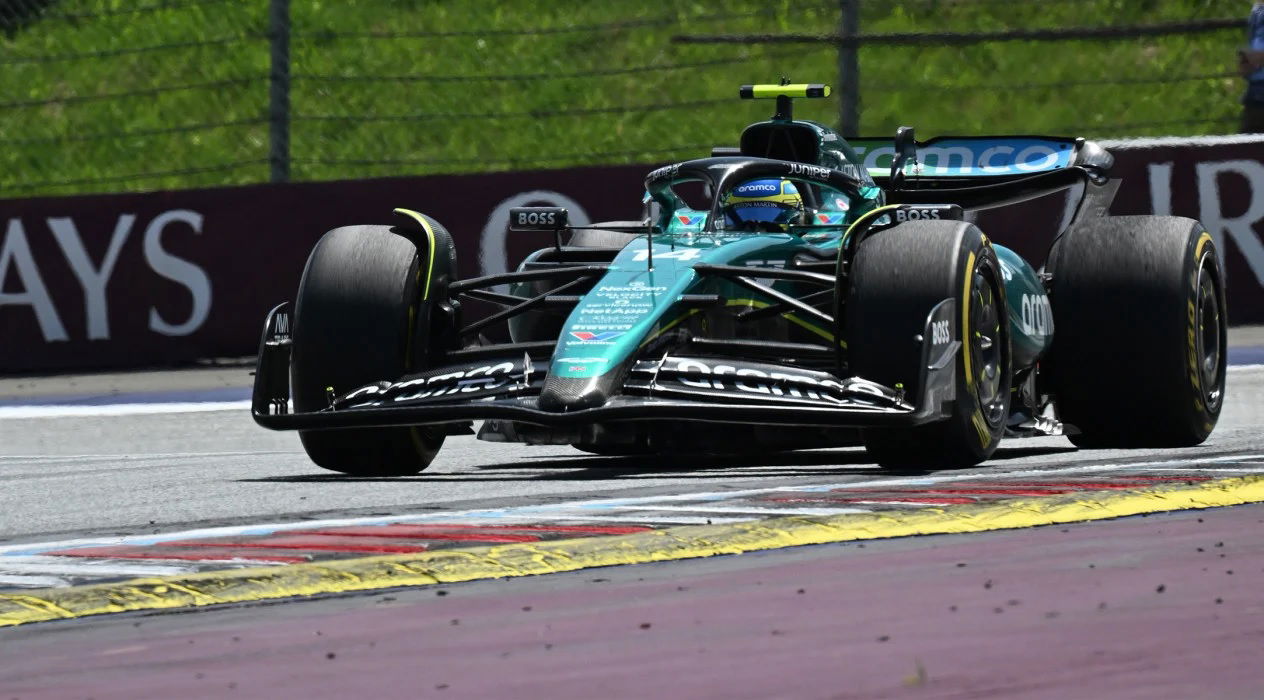 Monoplaza de F1 en acción durante la clasificación en Spielberg