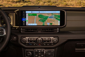 Sistema de infotainment del nuevo Jeep Wrangler, claro y funcional.