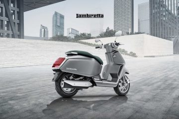 Vista lateral de la Lambretta X-Series resaltando su diseño retro y modernas prestaciones.