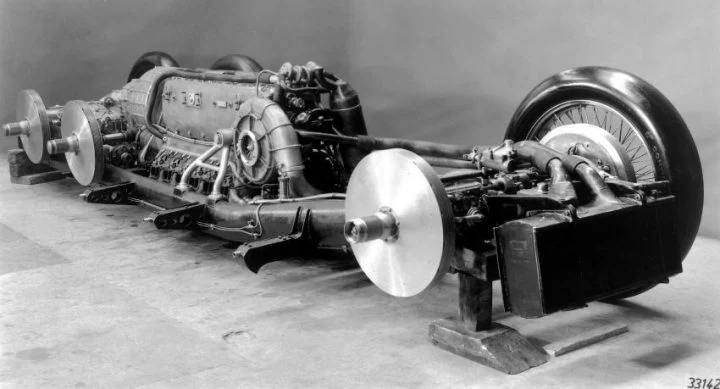 El Mercedes T80 de 1939, una joya de ingeniería con motor de aviación.